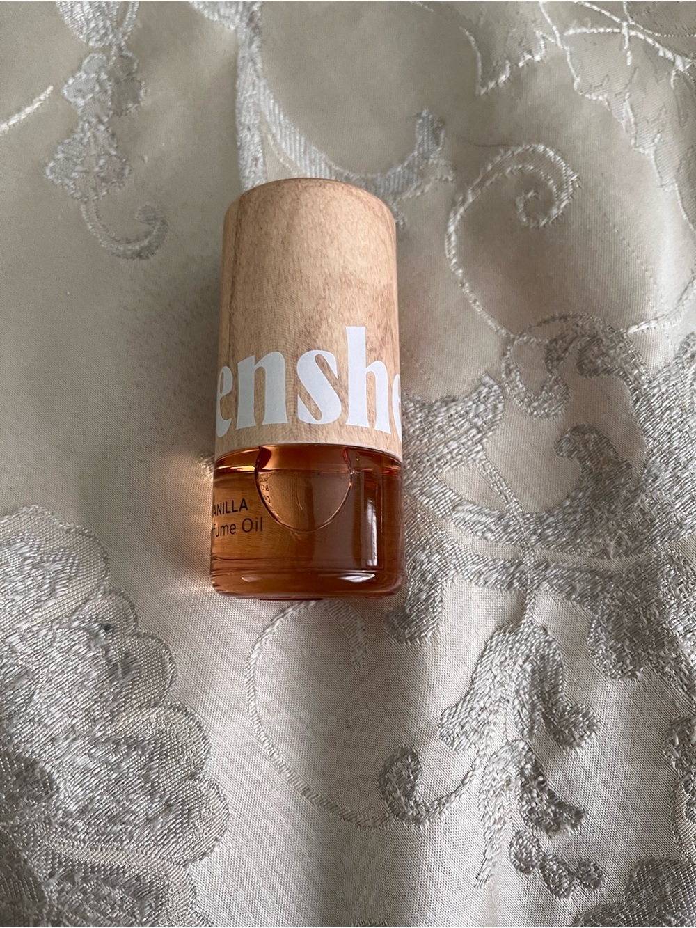Being Frenshe Wood-Cap Roller Bottle - Amber Oil